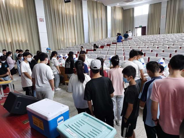 泗阳中专组织全体师生员工开展核酸检测休闲区蓝鸢梦想 - Www.slyday.coM 泗阳中专组织全体师生员工开展核酸检测休闲区蓝鸢梦想 - Www.slyday.coM