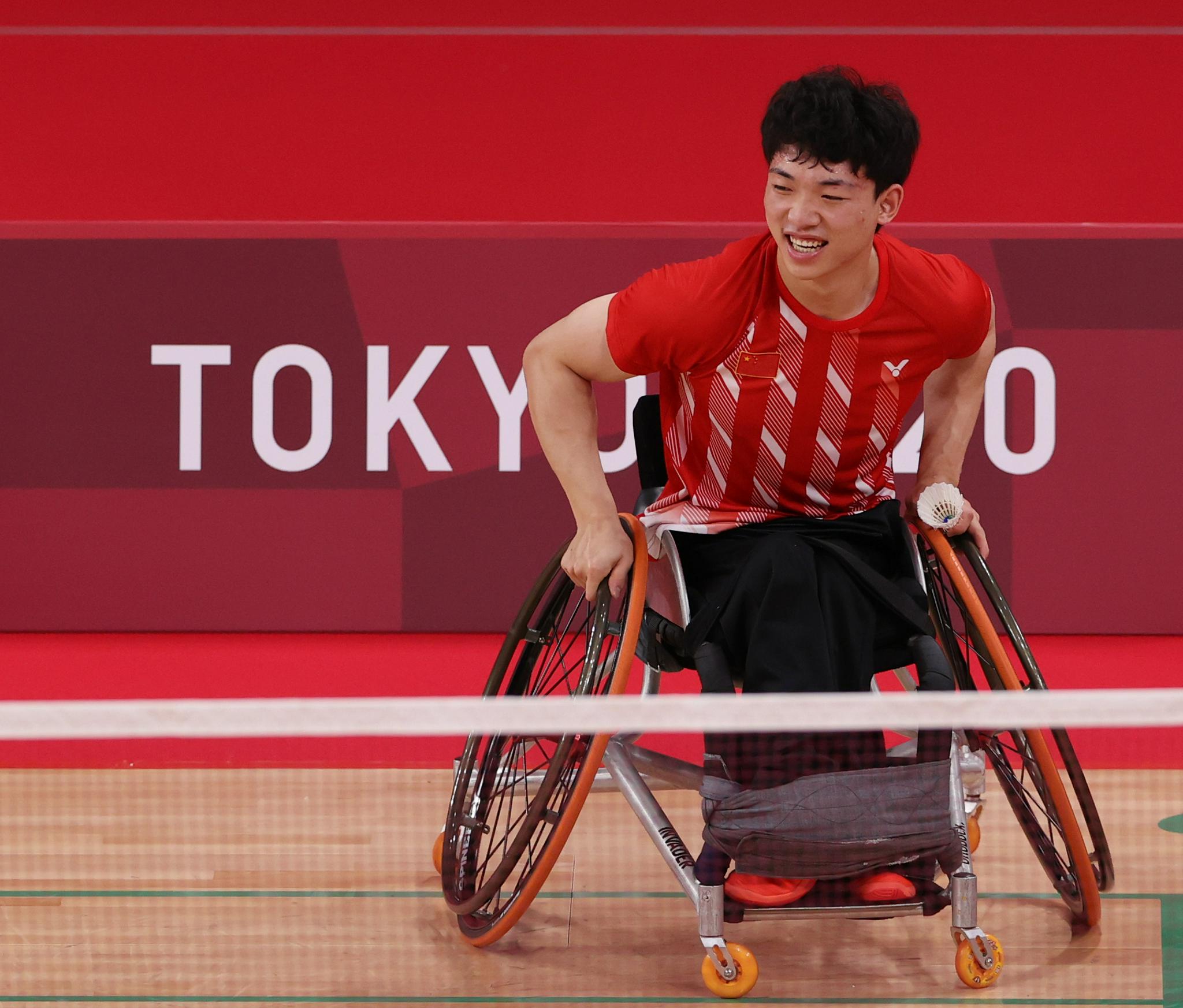 羽毛球——男子单打WH1级:屈子墨夺金休闲区蓝鸢梦想 - Www.slyday.coM 羽毛球——男子单打WH1级:屈子墨夺金休闲区蓝鸢梦想 - Www.slyday.coM