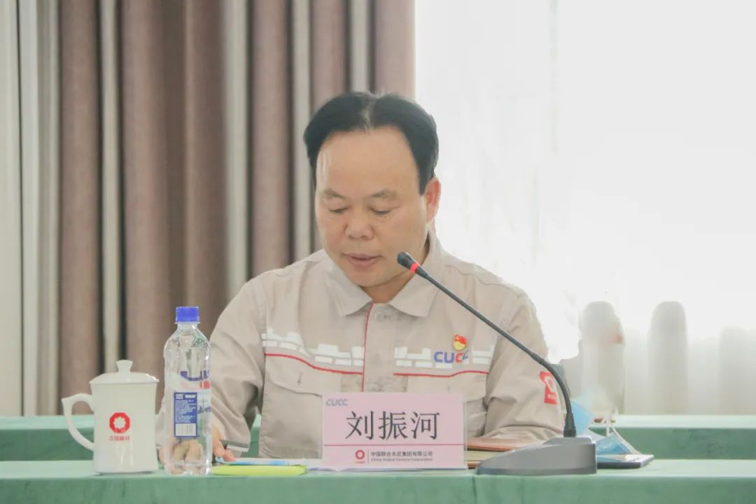 会前,现场核查组人员在常务副总经理刘振河的陪同下先后来到lcr脱硝