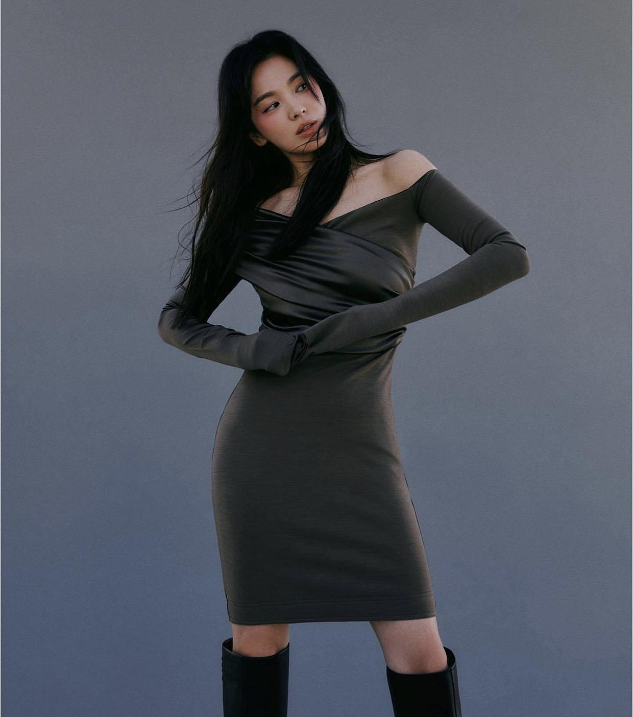 宋慧乔真是小个子穿搭“标杆”,穿波点连衣裙甜美温柔,高级优雅 宋慧乔真是小个子穿搭“标杆”,穿波点连衣裙甜美温柔,高级优雅