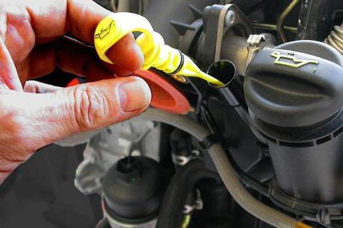 车主如何正确选择汽车润滑油