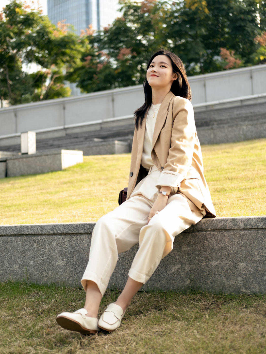 秋季衣服不用多，试试这几款基础款外套，日常舒适不挑人