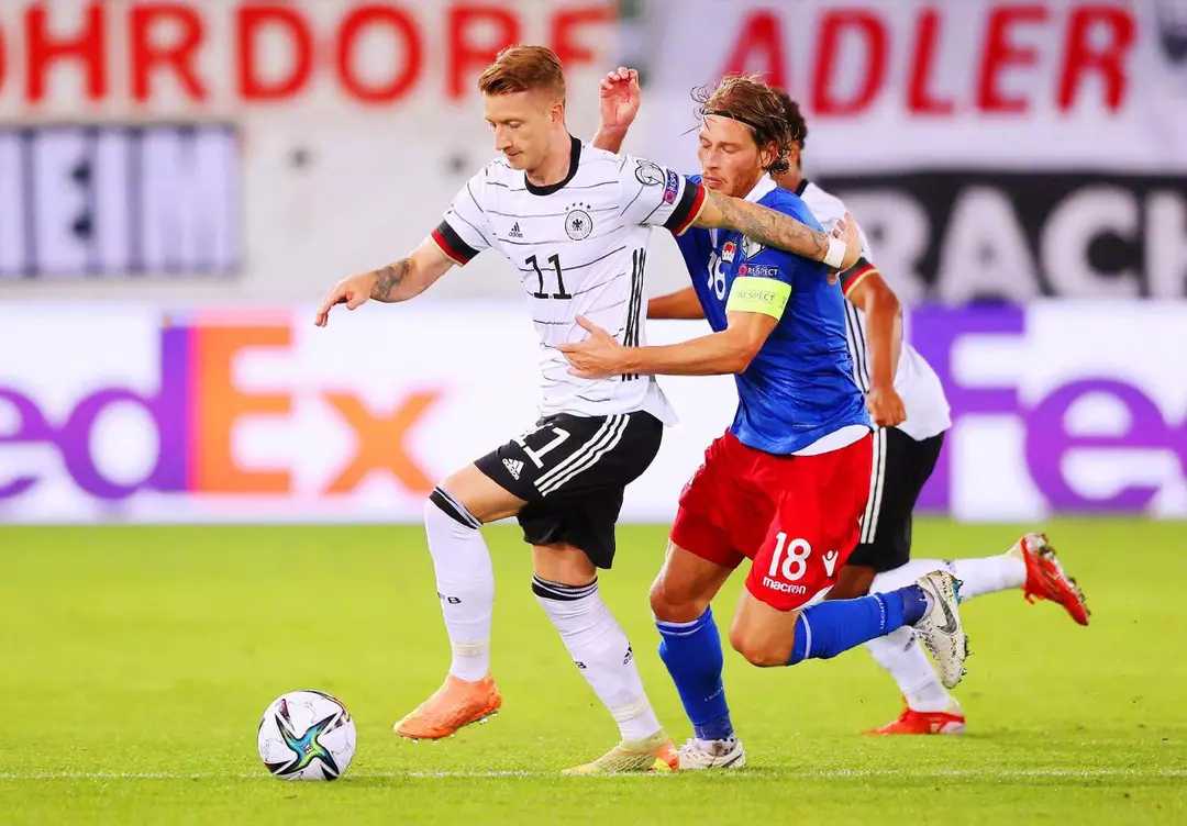 能否抵抗寒冷？冰岛VS<a href=