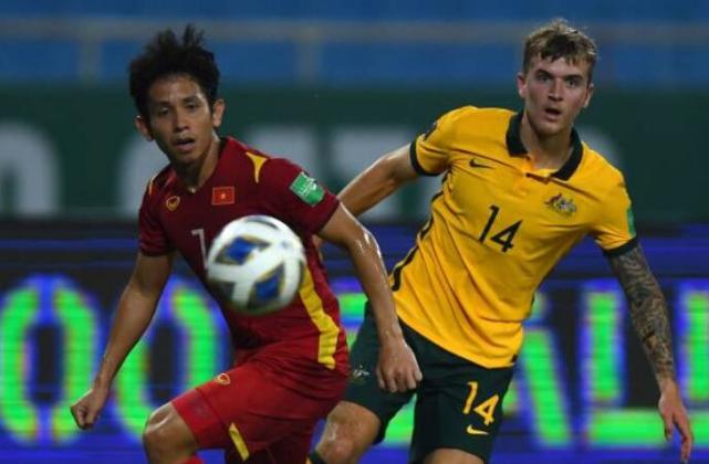 射门9-5！越南0-1憾负澳大利亚引热议，球迷：国足要小组垫底了