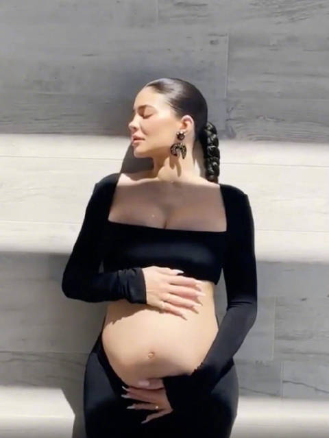 kyliejenner怀二胎,kyliejenner怀孕 24岁的二胎准妈妈凯莉·詹娜 (kylie jenner)