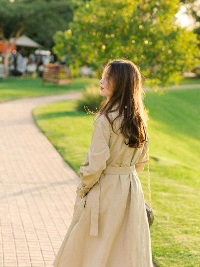 秋季衣服不用多，试试这几款基础款外套，日常舒适不挑人