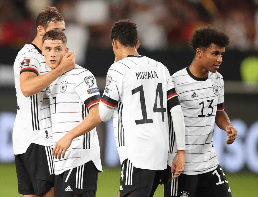 能否抵抗寒冷？冰岛VS<a href=