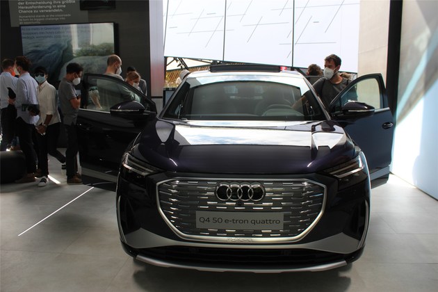奥迪电动suv2021款轿车,奥迪suv新车报价2021款 2021慕尼黑车展:实用电动suv 实拍奥迪q4 50 e-tron quattro