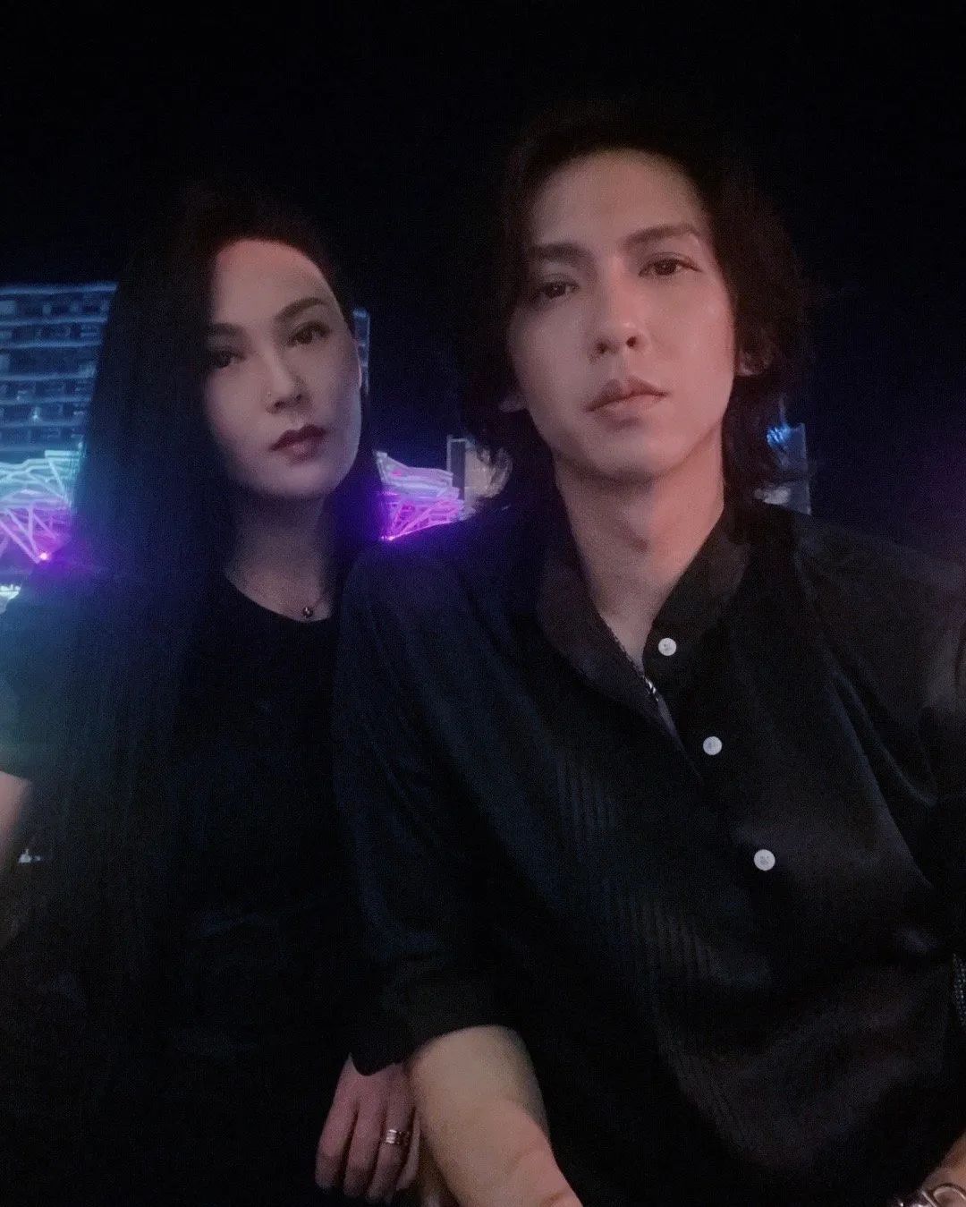 《披荆斩棘》张淇老婆撞脸尹正，两人至今无子，年少认识相伴20年