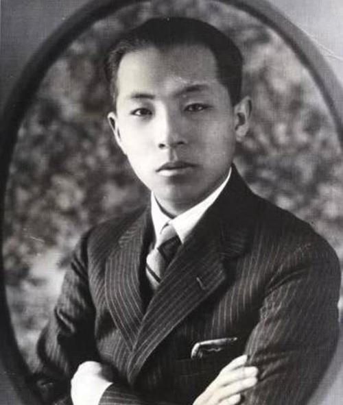张学良的父亲被<a href=