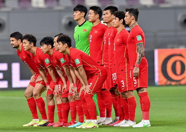 打澳大利亚国足0-3,越南0-1,你觉得中国队能战胜越南吗?