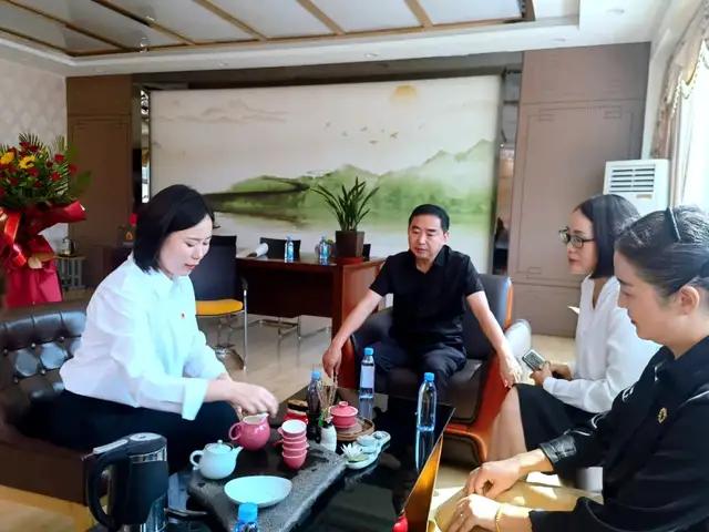 内乡县衙博物馆开展第三十七个教师节庆祝活动休闲区蓝鸢梦想 - Www.slyday.coM 内乡县衙博物馆开展第三十七个教师节庆祝活动休闲区蓝鸢梦想 - Www.slyday.coM