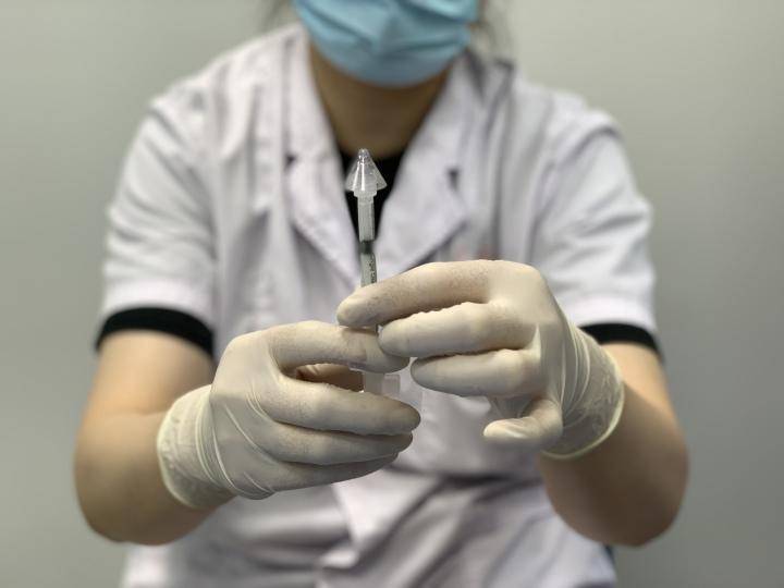 接种流感疫苗不用打针,往鼻腔一喷就搞定 医生:适合3休闲区蓝鸢梦想 - Www.slyday.coM 接种流感疫苗不用打针,往鼻腔一喷就搞定 医生:适合3休闲区蓝鸢梦想 - Www.slyday.coM