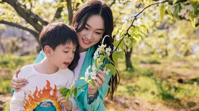 “拼爹”不是没有道理的,“星二代”的家庭教育有多棒?羡慕了休闲区蓝鸢梦想 - Www.slyday.coM “拼爹”不是没有道理的,“星二代”的家庭教育有多棒?羡慕了休闲区蓝鸢梦想 - Www.slyday.coM