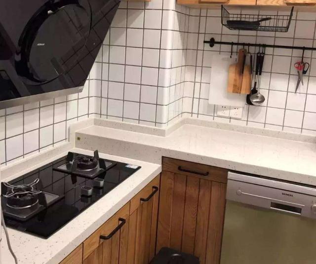 既然高低台设计都规划好了,那么厨房台面还有哪些需要特别注意的事项