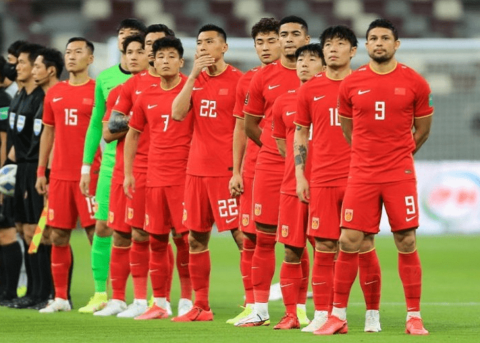 2战0分！国足世界排名下降4位，越南排名第95，<a href=