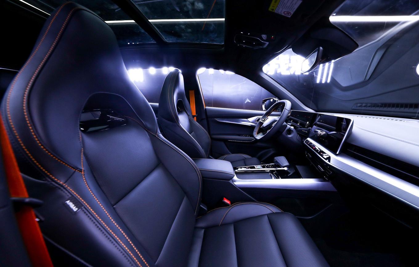 关于MG ONE智能座舱,你应该知道的七大玄机休闲区蓝鸢梦想 - Www.slyday.coM 关于MG ONE智能座舱,你应该知道的七大玄机休闲区蓝鸢梦想 - Www.slyday.coM