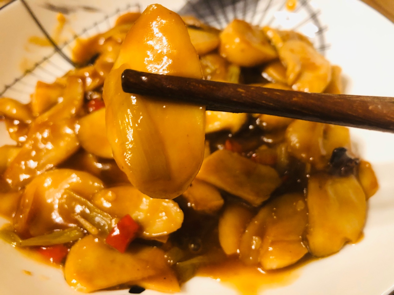 教你一道蚝油杏鲍菇脆嫩爽口鲜香无比吃过就会念念不忘