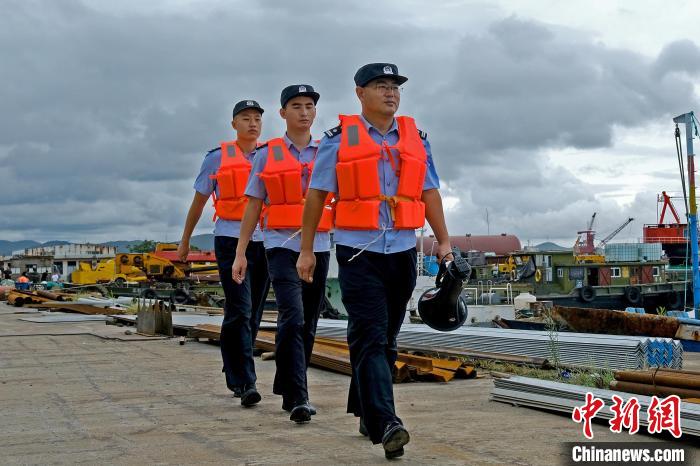 台风“灿都”或登陆浙江 海上风力可能超过“烟花”休闲区蓝鸢梦想 - Www.slyday.coM 台风“灿都”或登陆浙江 海上风力可能超过“烟花”休闲区蓝鸢梦想 - Www.slyday.coM