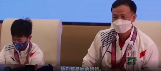 鲜明对比！何威仪狂赞2大对手，陈芋汐恩师却称全红婵跳不了3米板