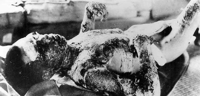 1945<a href=