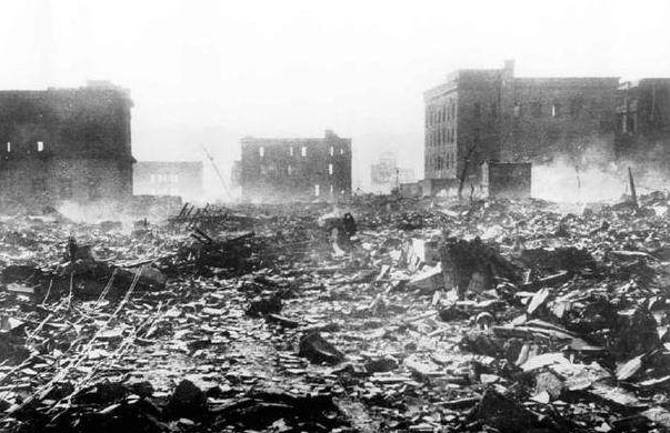 1945<a href=
