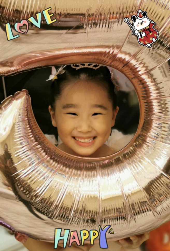 赵文卓豪气养娃!5岁小女生日宴豪华奢侈,大女儿学费近百万 赵文卓豪气养娃!5岁小女生日宴豪华奢侈,大女儿学费近百万