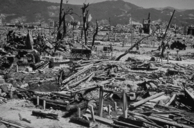 1945<a href=