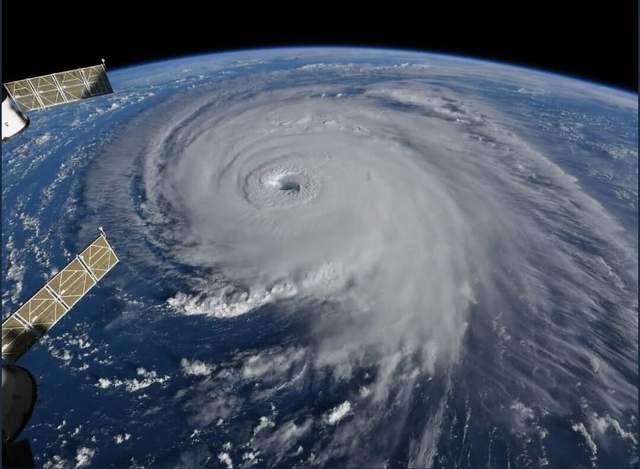 地震加台风，引发火灾伤亡14万人，<a href=