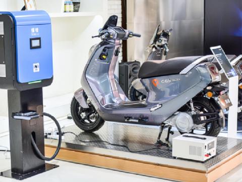 电动车“每天充”和“用完充”，差别会有多大？车主：马上改过来