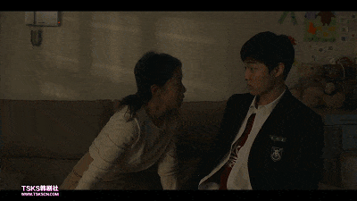 根据真实群体惨案改编,它成为韩国最催泪电影之一休闲区蓝鸢梦想 - Www.slyday.coM 根据真实群体惨案改编,它成为韩国最催泪电影之一休闲区蓝鸢梦想 - Www.slyday.coM