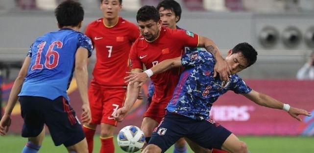 喜讯,1-0!澳大利亚成国足帮手,击败越南可升小组第三,盼大胜