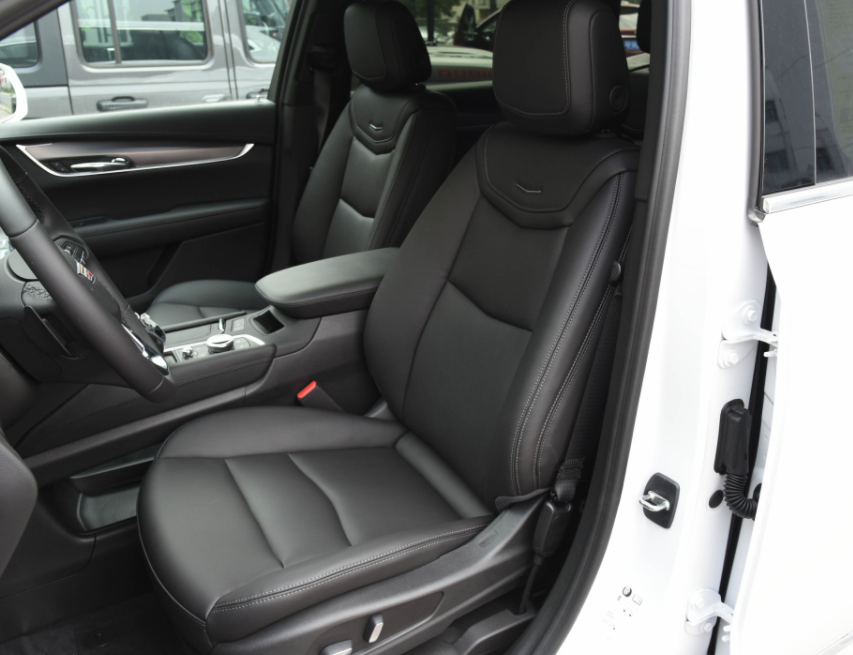 同价位对比谁更香?大众途昂VS凯迪拉克XT6