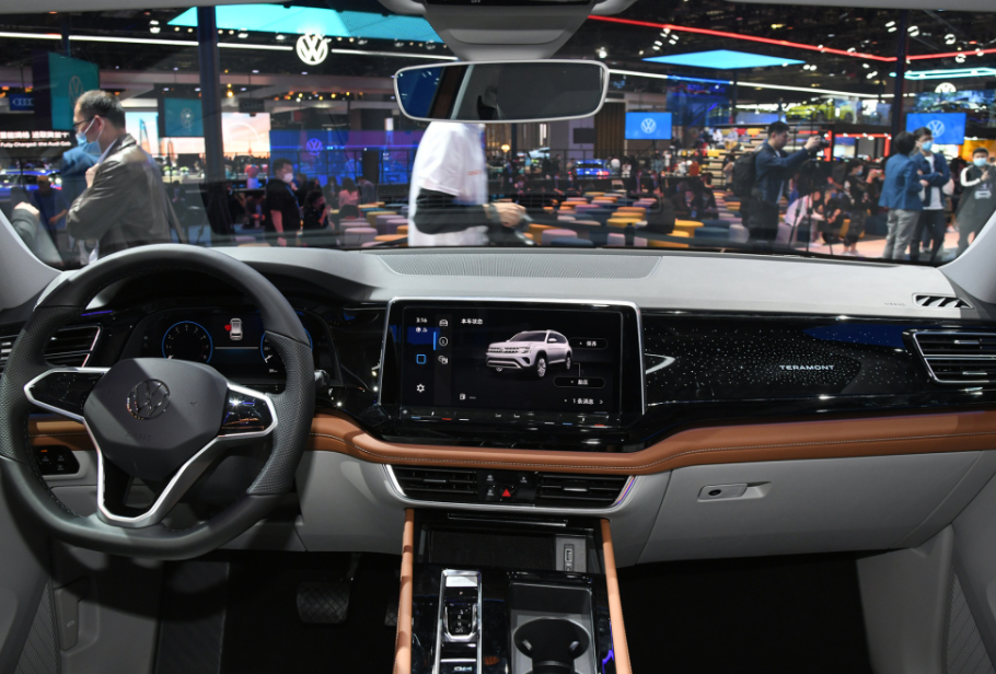 同价位对比谁更香?大众途昂VS凯迪拉克XT6