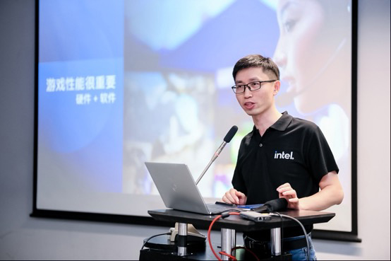 为了流畅玩游戏,英特尔在背后做了那么多休闲区蓝鸢梦想 - Www.slyday.coM 为了流畅玩游戏,英特尔在背后做了那么多休闲区蓝鸢梦想 - Www.slyday.coM