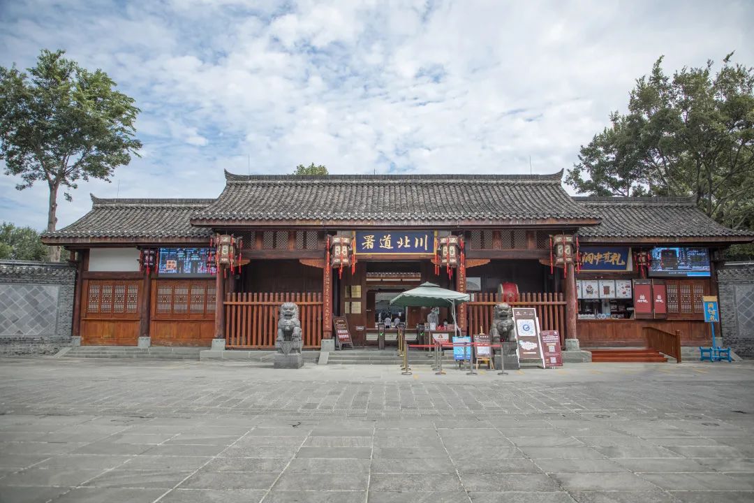 这座巴蜀古城简直是中国民间建筑的百科全书