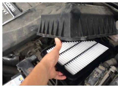 汽车保养不只是换机油，这5样东西要定期更换，新手司机要看看