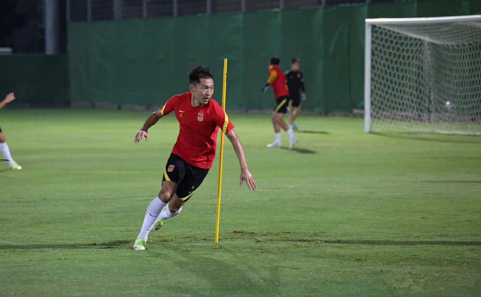 定了！叙利亚主帅确认与国足进行热身赛，把国足当<a href=