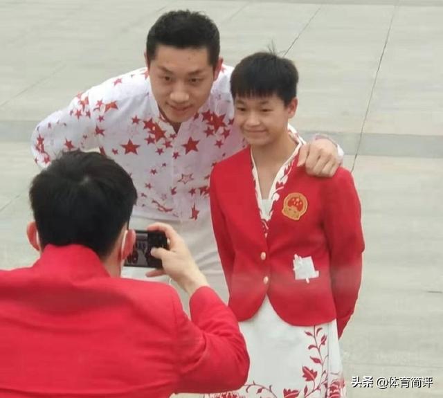 全红婵引许昕自嘲:她真的不认识我,网友:与樊振东相比有些扎心休闲区蓝鸢梦想 - Www.slyday.coM 全红婵引许昕自嘲:她真的不认识我,网友:与樊振东相比有些扎心休闲区蓝鸢梦想 - Www.slyday.coM