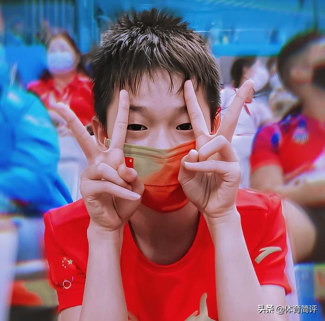 全红婵引许昕自嘲:她真的不认识我,网友:与樊振东相比有些扎心休闲区蓝鸢梦想 - Www.slyday.coM 全红婵引许昕自嘲:她真的不认识我,网友:与樊振东相比有些扎心休闲区蓝鸢梦想 - Www.slyday.coM