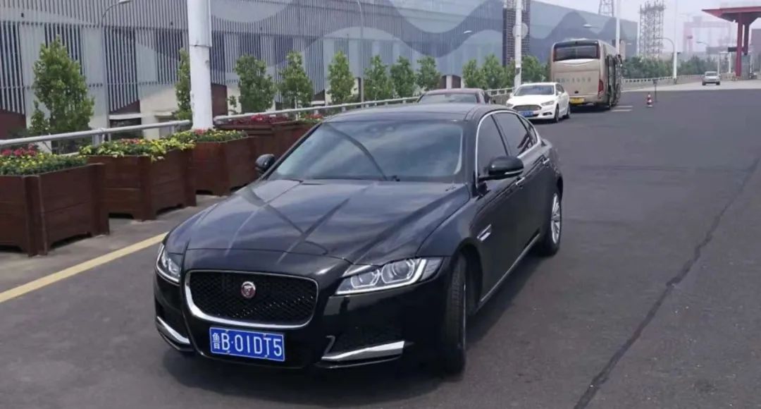 拥有捷豹XFL四年后,为什么我一定要换保时捷718 Boxster?|聚侃休闲区蓝鸢梦想 - Www.slyday.coM 拥有捷豹XFL四年后,为什么我一定要换保时捷718 Boxster?|聚侃休闲区蓝鸢梦想 - Www.slyday.coM