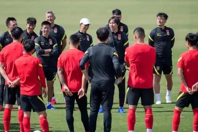 十二强赛，中国男足会输给越南吗？如果输了联赛还能办下去吗？