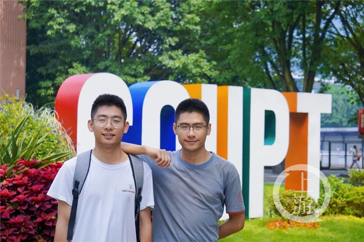 双胞胎兄弟考入同一所大学 从小爱动漫 专业选择人工智能休闲区蓝鸢梦想 - Www.slyday.coM 双胞胎兄弟考入同一所大学 从小爱动漫 专业选择人工智能休闲区蓝鸢梦想 - Www.slyday.coM