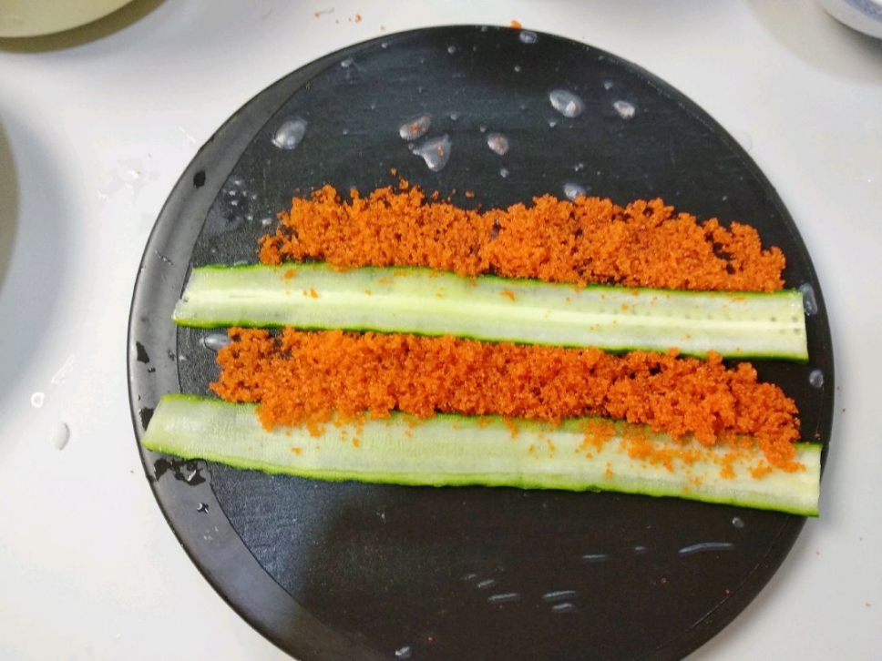 一口两世界！越南春卷鱼籽酱寿司，好吃好看太有食欲了