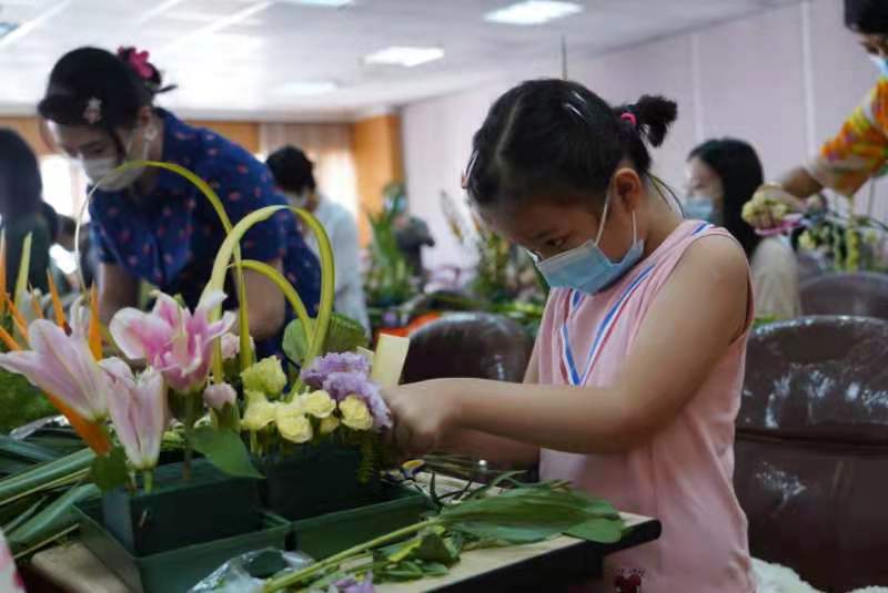 上海市民职工插花花艺大赛开幕,7岁萌娃成最小参赛者休闲区蓝鸢梦想 - Www.slyday.coM 上海市民职工插花花艺大赛开幕,7岁萌娃成最小参赛者休闲区蓝鸢梦想 - Www.slyday.coM