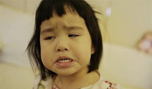 “包贝尔女儿”整容式长大，完美继承奶奶<a href=