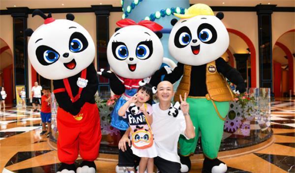 “包贝尔女儿”整容式长大，完美继承奶奶<a href=