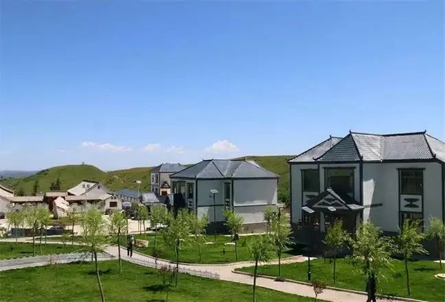 假期去哪儿玩?甘肃这15条风光绝美的旅游线路→走起!休闲区蓝鸢梦想 - Www.slyday.coM 假期去哪儿玩?甘肃这15条风光绝美的旅游线路→走起!休闲区蓝鸢梦想 - Www.slyday.coM