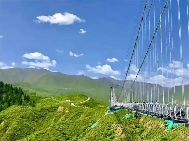 假期去哪儿玩?甘肃这15条风光绝美的旅游线路→走起!休闲区蓝鸢梦想 - Www.slyday.coM 假期去哪儿玩?甘肃这15条风光绝美的旅游线路→走起!休闲区蓝鸢梦想 - Www.slyday.coM