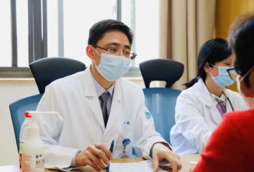 丈夫崩溃!浙江数学女老师突然被迫离开讲台!医生:有人37岁就成了这样……休闲区蓝鸢梦想 - Www.slyday.coM 丈夫崩溃!浙江数学女老师突然被迫离开讲台!医生:有人37岁就成了这样……休闲区蓝鸢梦想 - Www.slyday.coM